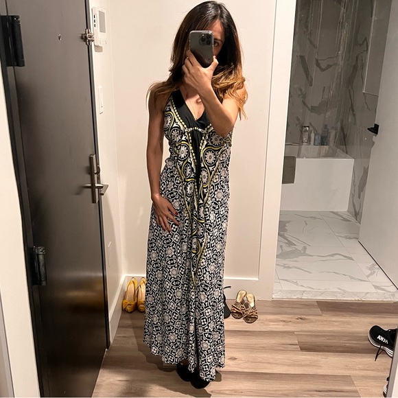 SOLD: Mango maxi dress - Picture 10 of 10